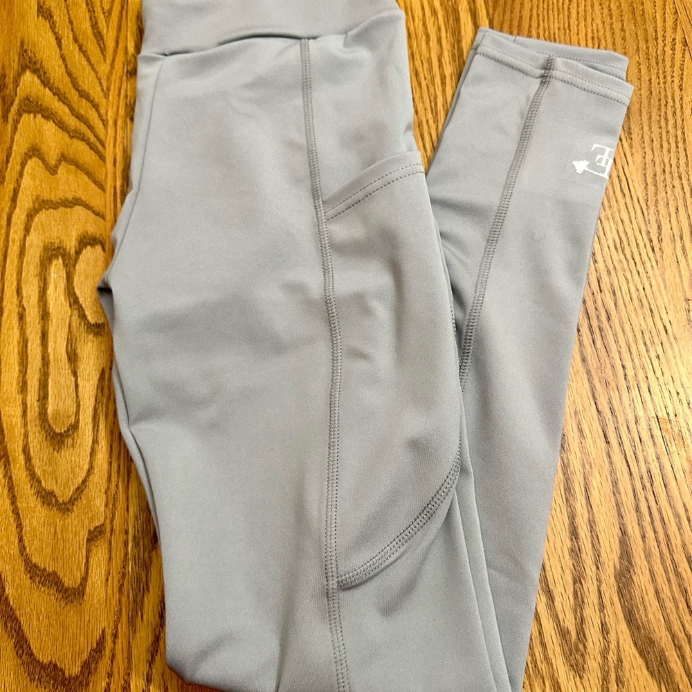 TL gray full-length leggings with pockets